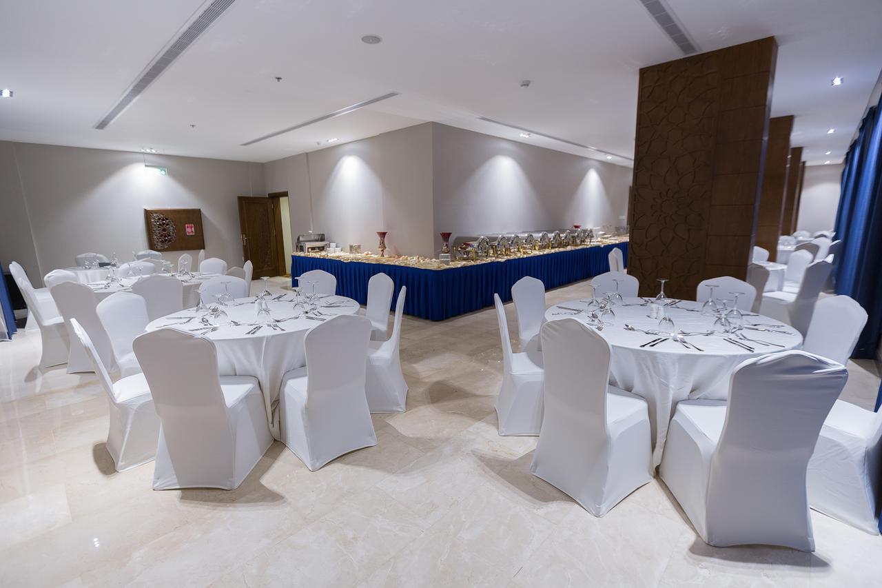 Swiss In Tabuk Hotel Esterno foto